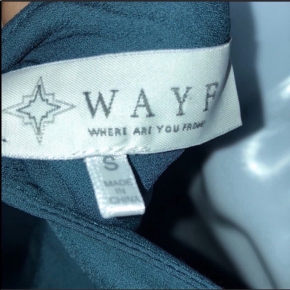 WAYF Top Blouse Ruffle Sleeves bell Work Career Casual Size Small - Picture 6 of 9